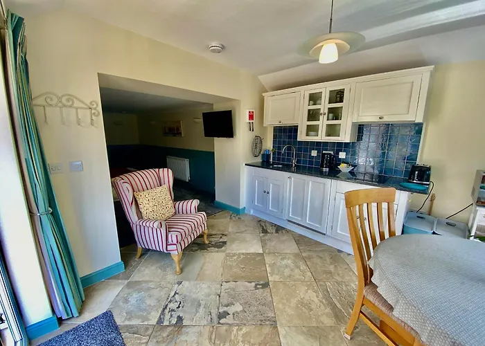 Lynwood House Self Contained Studio