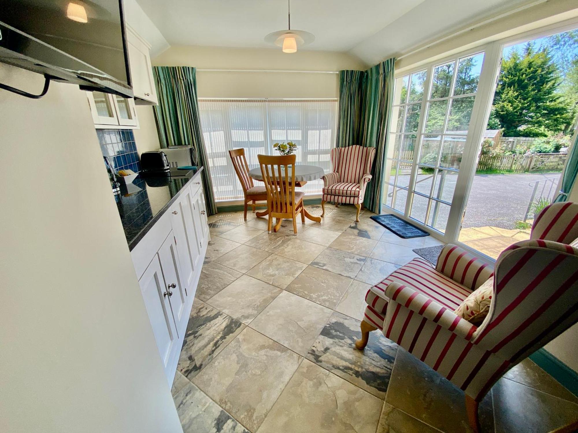 Apartment Lynwood House Self Contained *